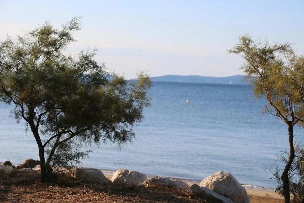 Suite 1 Chambre, 1 Sejour, Climatise, Piscines, 400M De La Mer La Londe-les-Maures 0*,